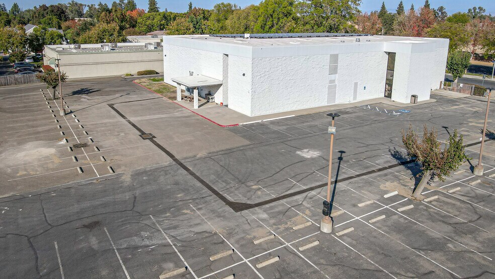 More Photos Of 3185 M St, Merced Medical For Sale