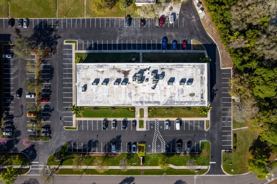 More Photos Of 9500 Koger Blvd N, Saint Petersburg Unknown For Lease