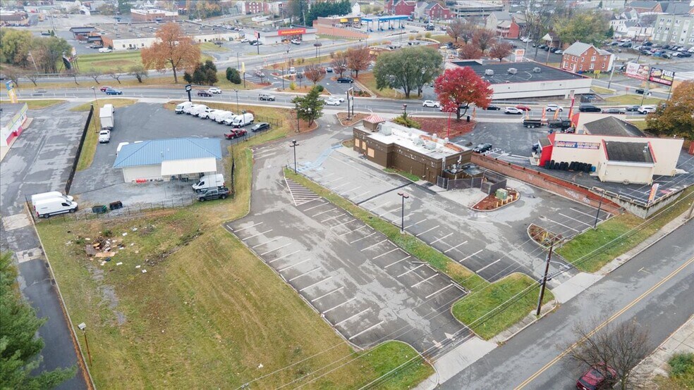 More Photos Of 330 Dual Hwy, Hagerstown Fast Food For Lease