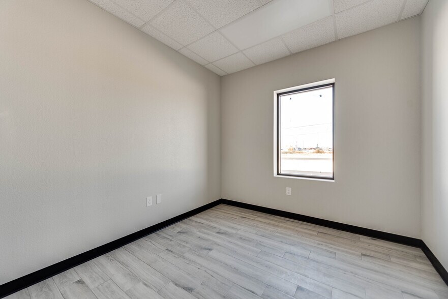 More Photos Of TBD Lot 4 ECR 140, Midland Warehouse For Lease