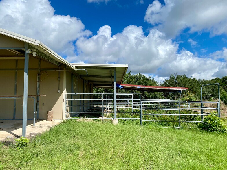 More Photos Of 6620 Victoria Ave, College Station Land For Sale