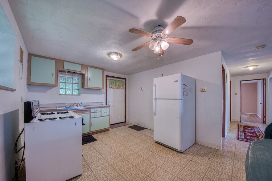More Photos Of 5614 Verona Rd, Verona Office Residential For Sale