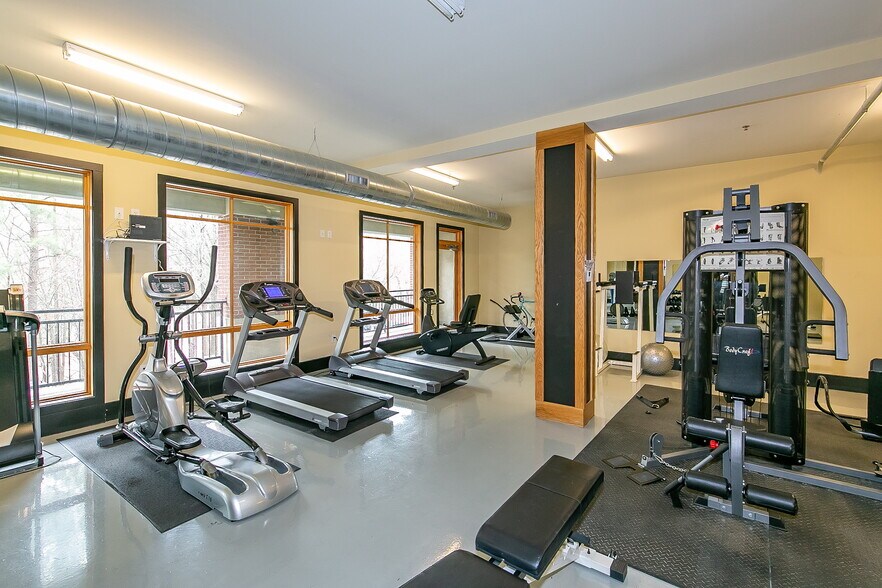 More Photos Of 319 Atlanta St, Marietta Office For Sale