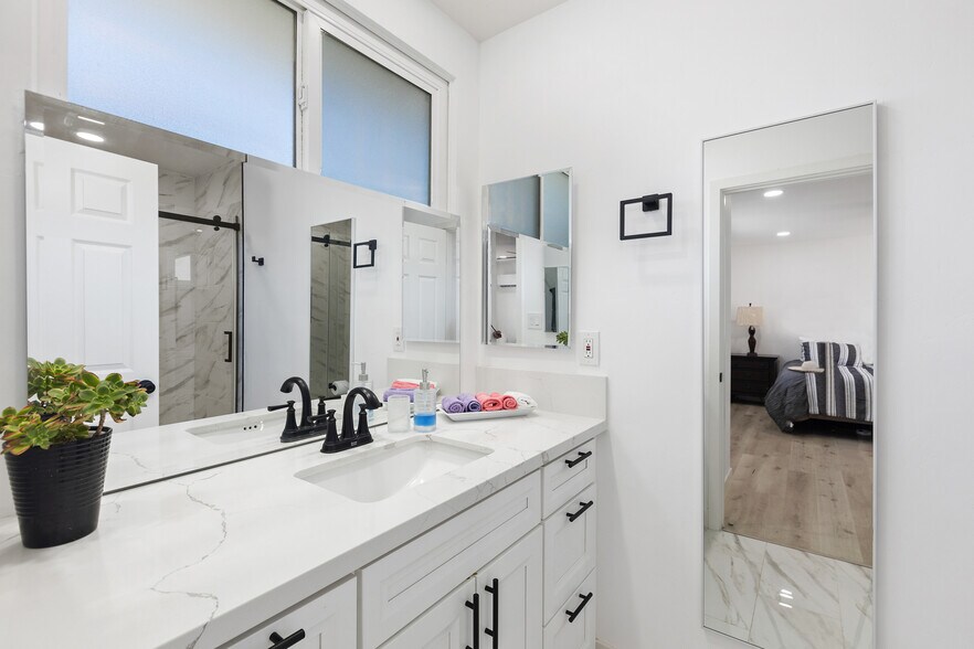 More Photos Of 5590-5588 Shasta Lane, La Mesa Multifamily For Sale