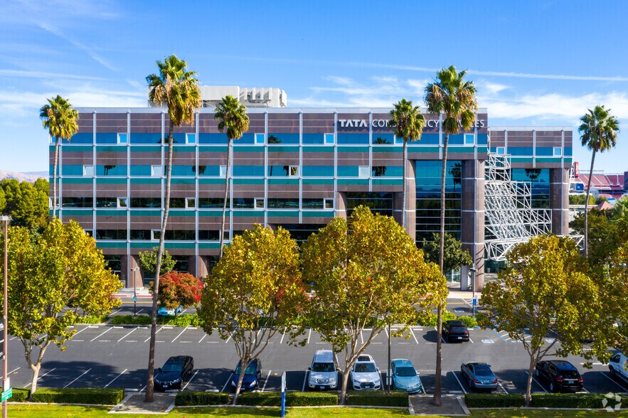 More Photos Of 5201 Great America Pkwy, Santa Clara Office For Lease