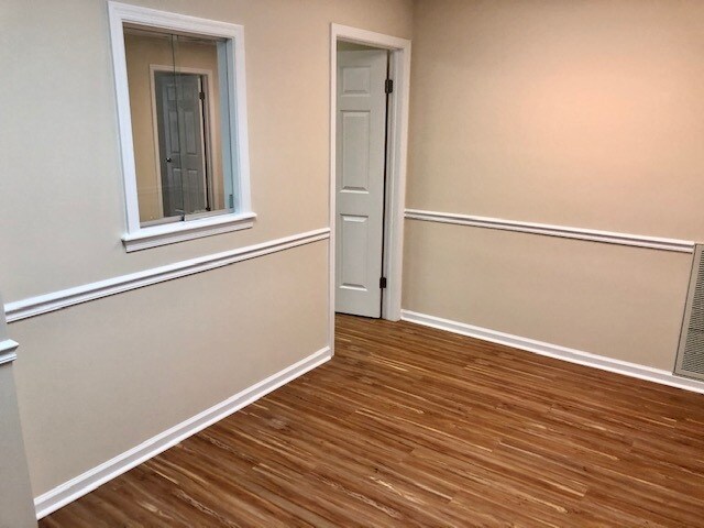 More Photos Of 10 Auer Ct, East Brunswick Medical For Sale