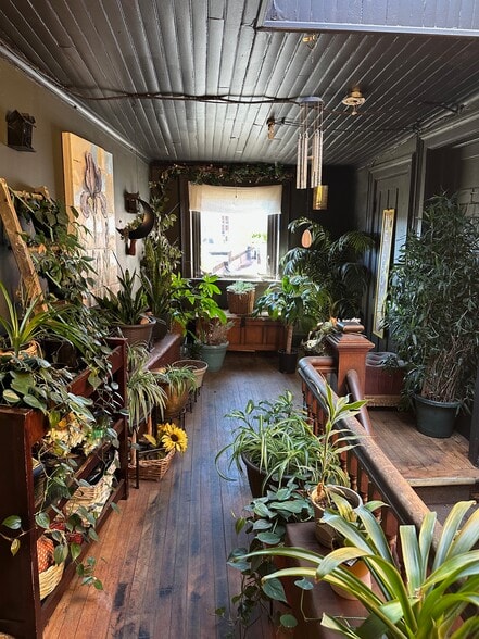 More Photos Of 162-164 Glen St, Glens Falls Storefront Retail Residential For Sale