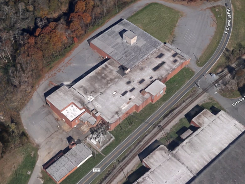 Primary Photo Of 564 S Grove Street Ext, Lincolnton Manufacturing For Sale