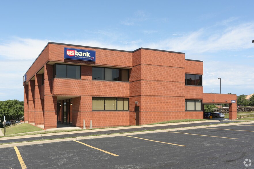 More Photos Of 6405 N Cosby Ave, Kansas City Office For Lease