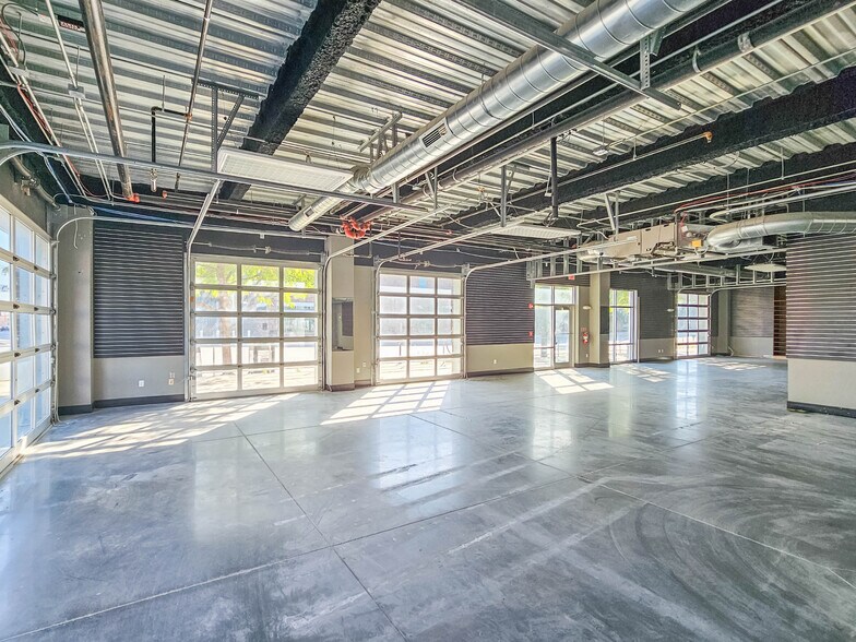 More Photos Of 1313 Cuming St, Omaha Apartments For Lease