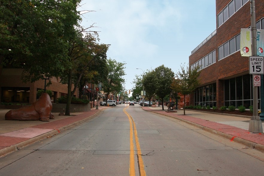 More Photos Of 101 N Phillips Ave, Sioux Falls Office For Lease