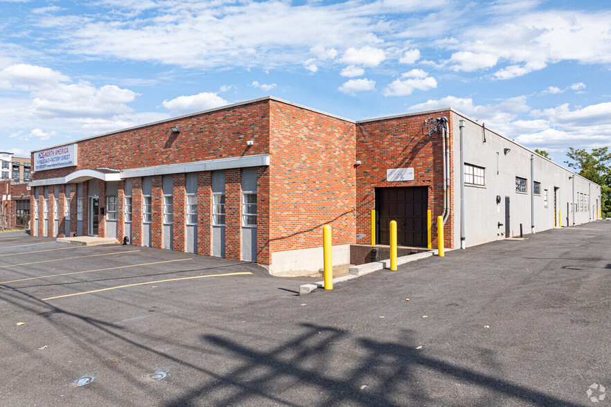 Primary Photo Of 1135 W Elizabeth Ave, Linden Warehouse For Lease