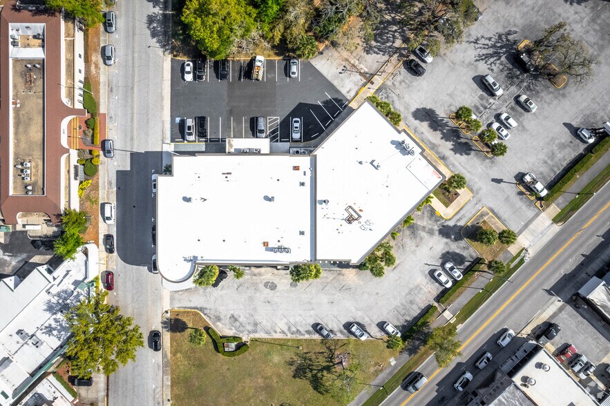 More Photos Of 250 Magnolia Ave SW, Winter Haven Coworking Space