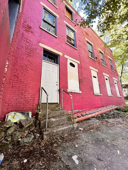 More Photos Of 422 W McMicken Ave, Cincinnati Apartments For Sale