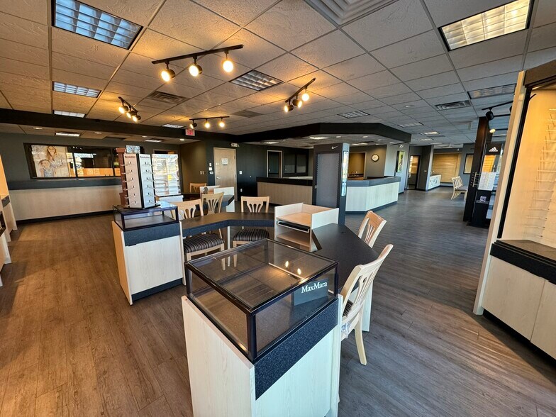More Photos Of 13400-13480 E 15 Mile Rd, Sterling Heights Unknown For Lease