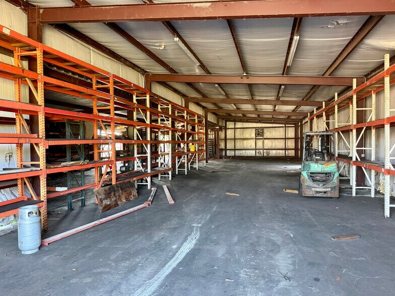 More Photos Of 1101 Albright Rd, Sanford Auto Salvage Facility For Sale