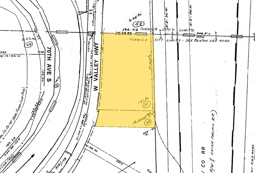 More Photos Of 17300 W Valley Hwy, Tukwila Warehouse For Lease