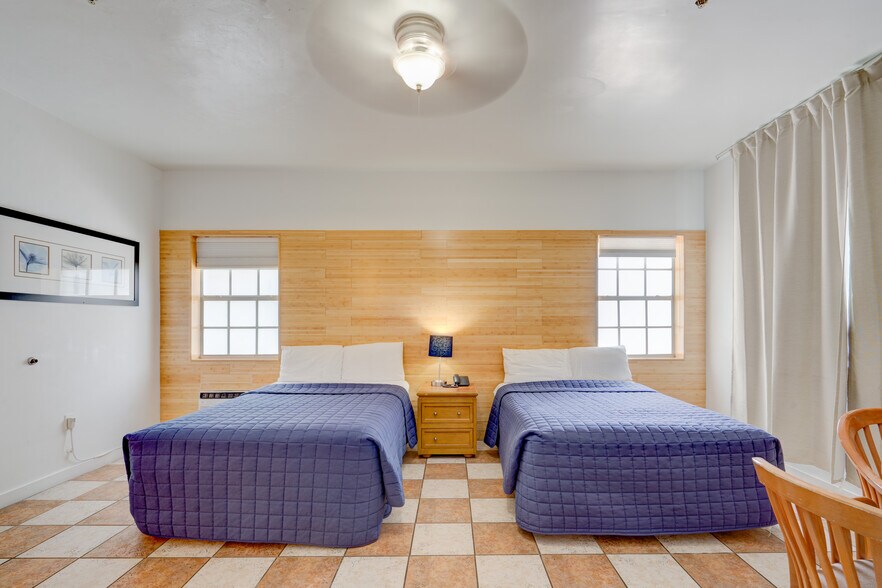 More Photos Of 1680 James Ave, Miami Beach Hotel For Sale