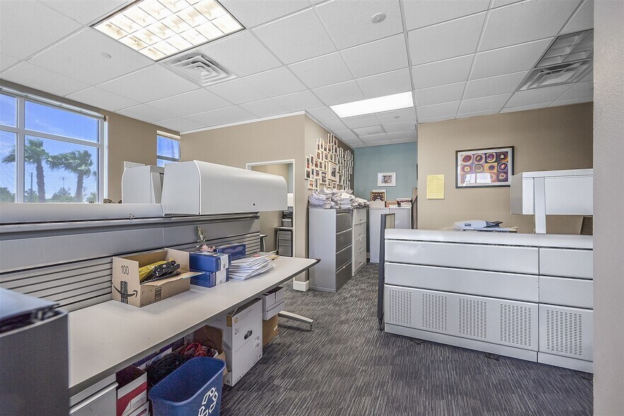 More Photos Of 6785 Eastern Ave, Las Vegas Office For Sale