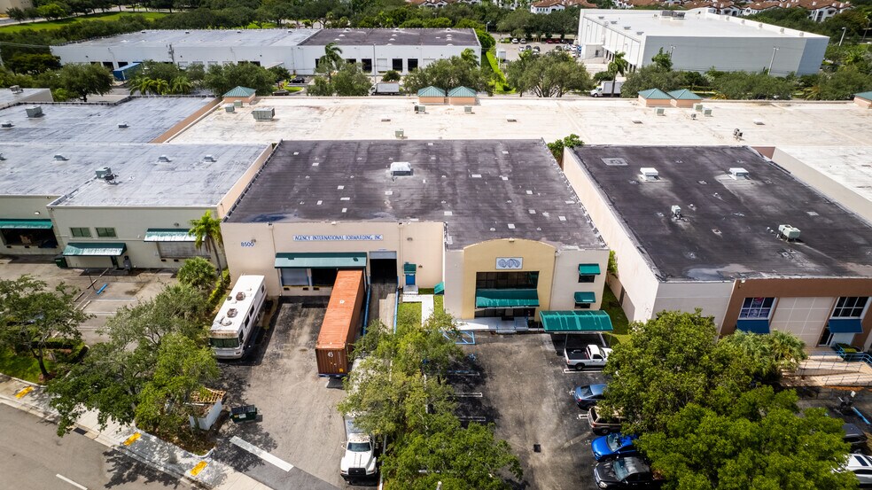 More Photos Of 8500 NW 30th Ter, Doral Warehouse For Lease
