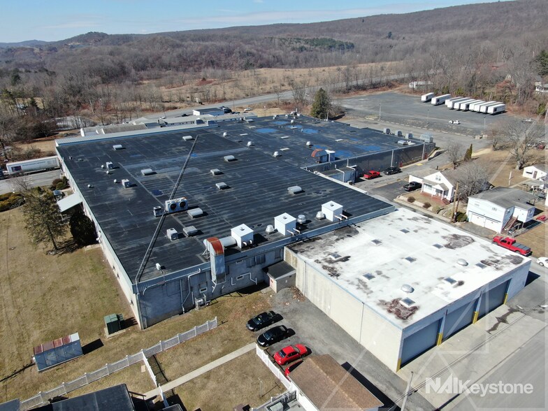 More Photos Of 2001 Market St, Ashland Manufacturing For Lease