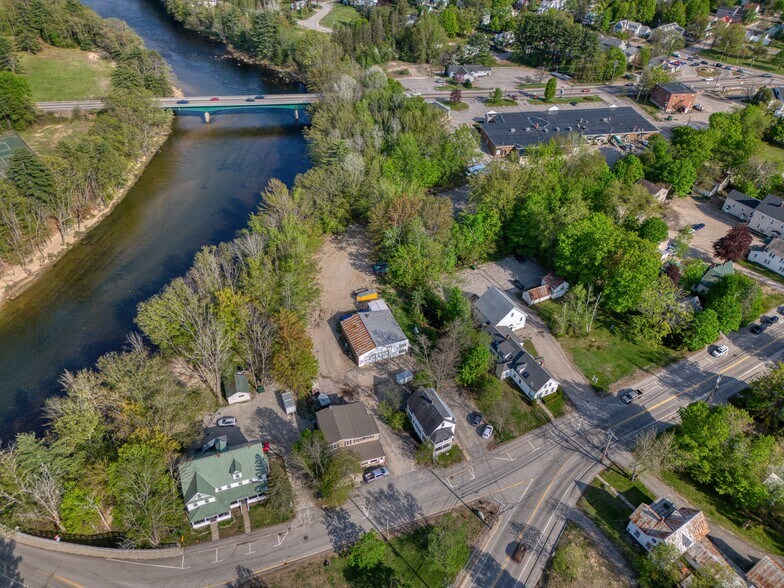 More Photos Of 87 Washington St, Conway Office For Sale