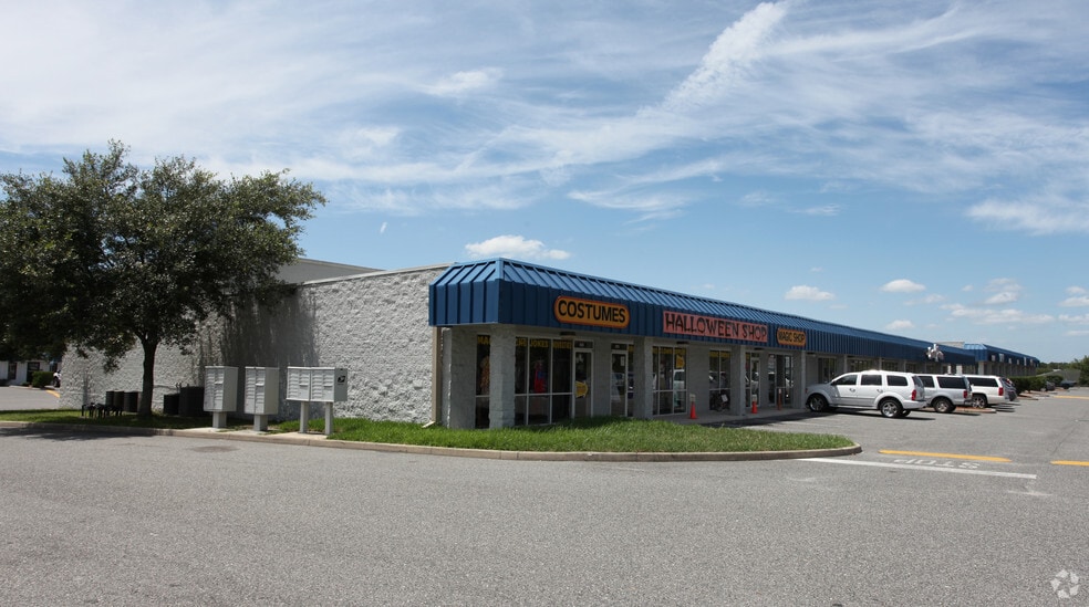Primary Photo Of 1025-1045 Blanding Blvd, Orange Park Unknown For Lease