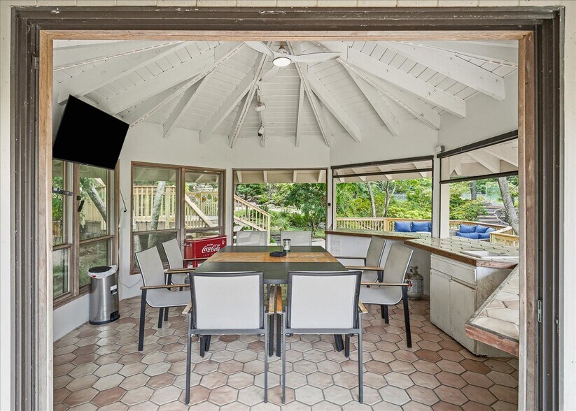More Photos Of 112 Tawny Fox trl, East Stroudsburg Hospitality For Sale