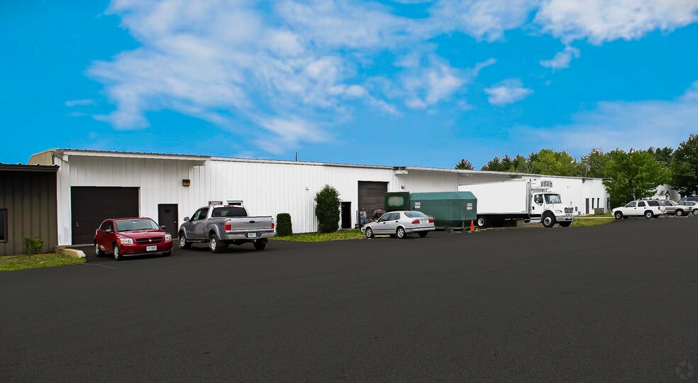 More Photos Of 2 Industrial Park Dr, Concord Service For Lease
