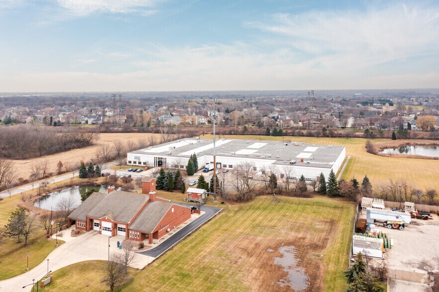 More Photos Of 2359 Diehl Rd, Aurora Industrial For Sale