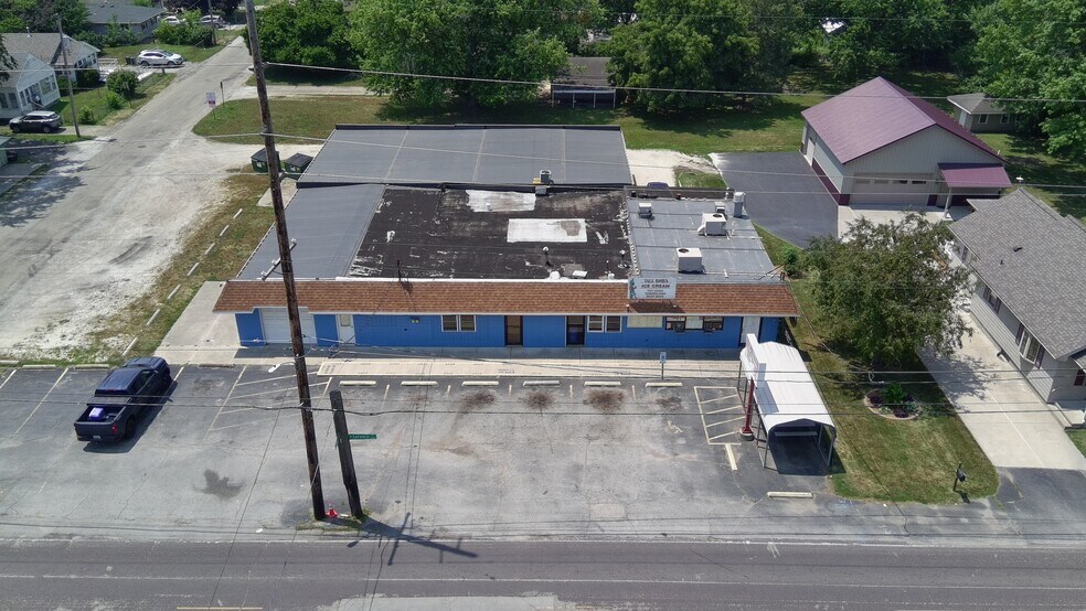 More Photos Of 1221 S Laramie, Peoria Freestanding For Sale