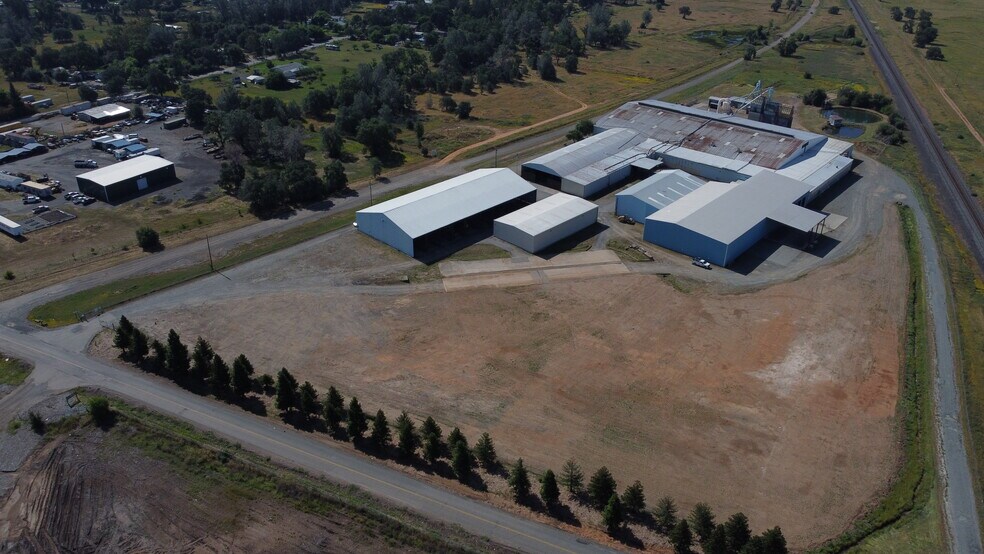 Primary Photo Of 1980 Kusel Rd, Oroville Manufacturing For Lease