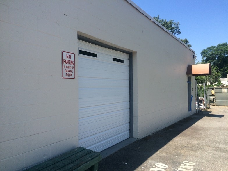 More Photos Of 145 New St, Decatur Warehouse For Lease