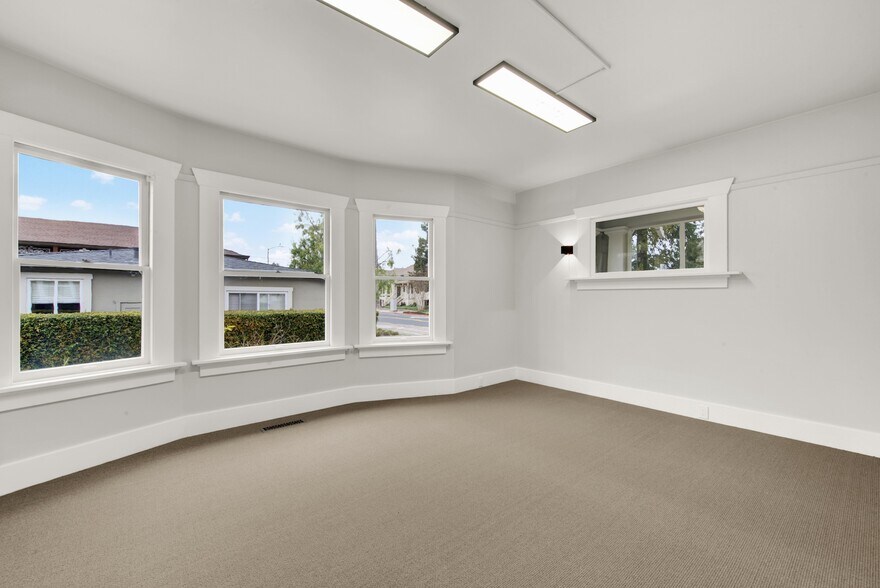 More Photos Of 1763 2nd St, Napa Office Residential For Sale