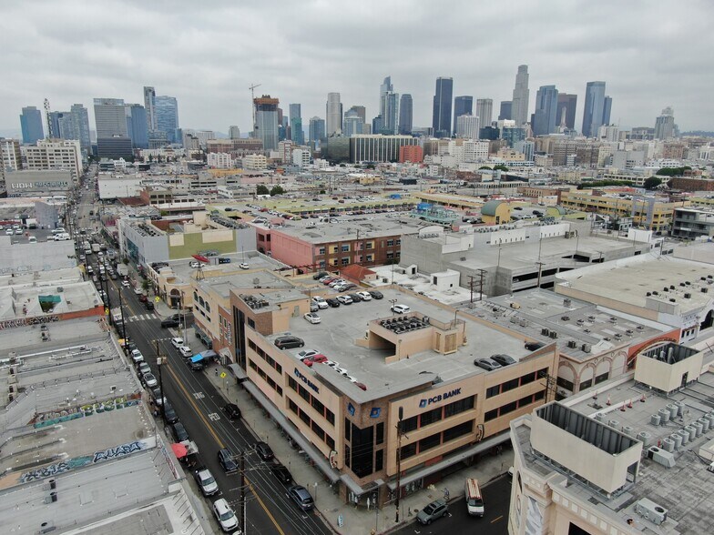 More Photos Of 777 E 12th St, Los Angeles Office For Lease