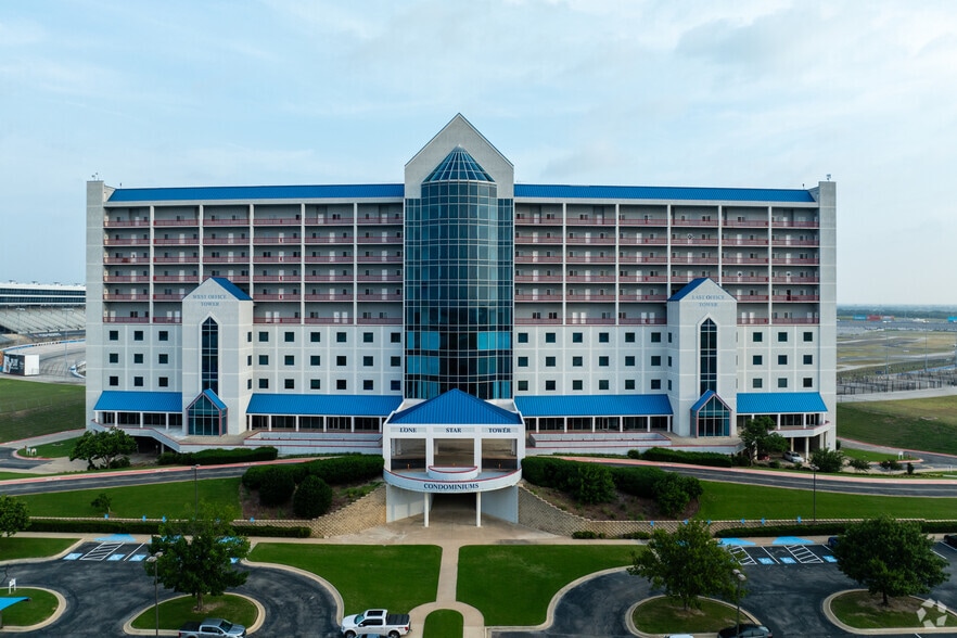 More Photos Of 3575 Lone Star Cir, Fort Worth Apartments For Sale