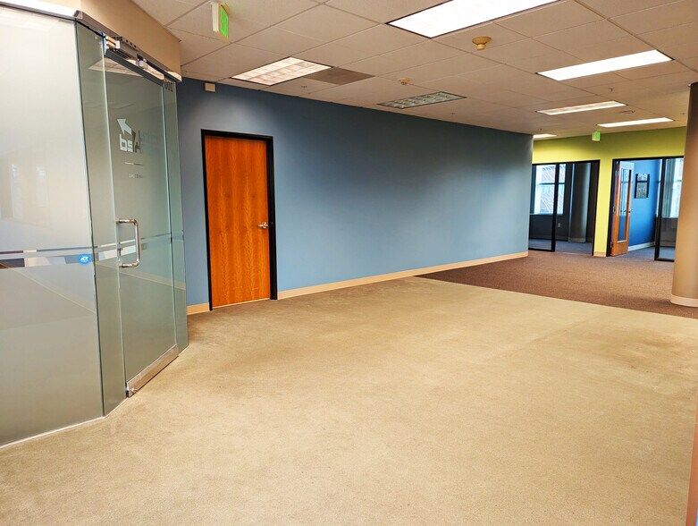 More Photos Of 1406 SE 164th Ave, Vancouver Office For Lease