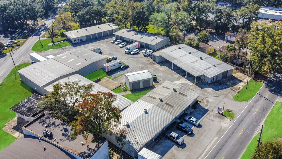 Primary Photo Of 2565 Halls Mill Rd, Mobile Warehouse For Lease