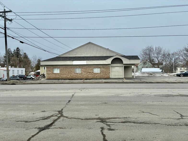 More Photos Of 44 Oriskany Blvd, Yorkville Medical For Lease