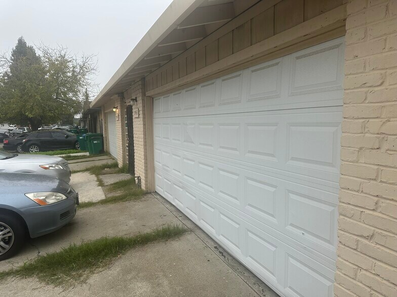 More Photos Of 7941 Diana Marie Dr, Stockton Apartments For Sale