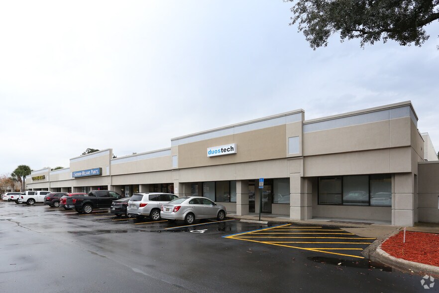 More Photos Of 8030 Philips Hwy, Jacksonville Unknown For Lease