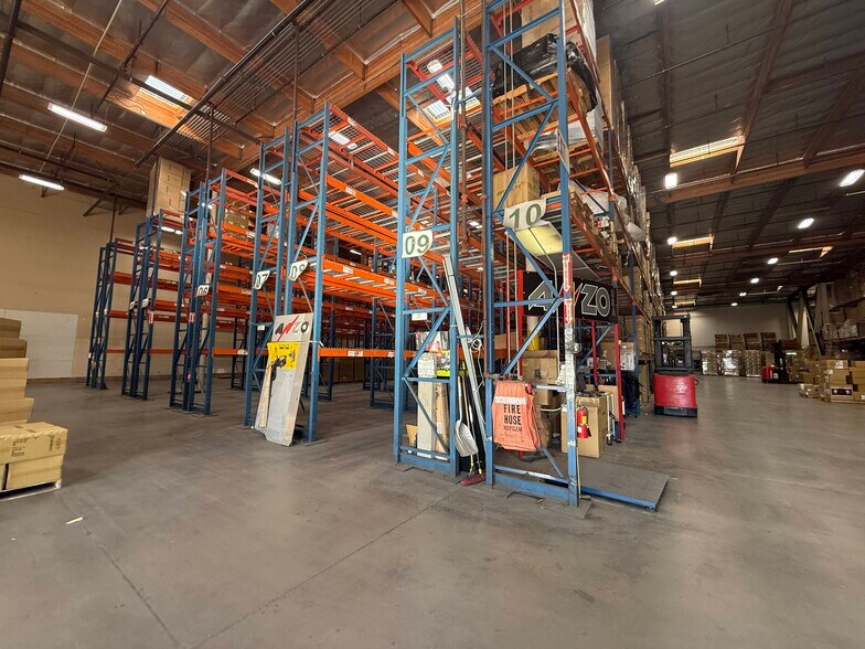 More Photos Of 5150 Eucalyptus Ave, Chino Warehouse For Lease