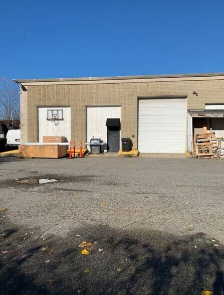 More Photos Of 23-25 Garfield Ave, Woburn Office For Lease