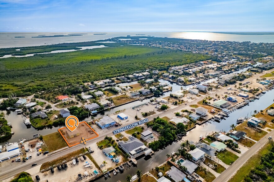 More Photos Of 3366 Stringfellow Rd, Saint James City Office For Sale