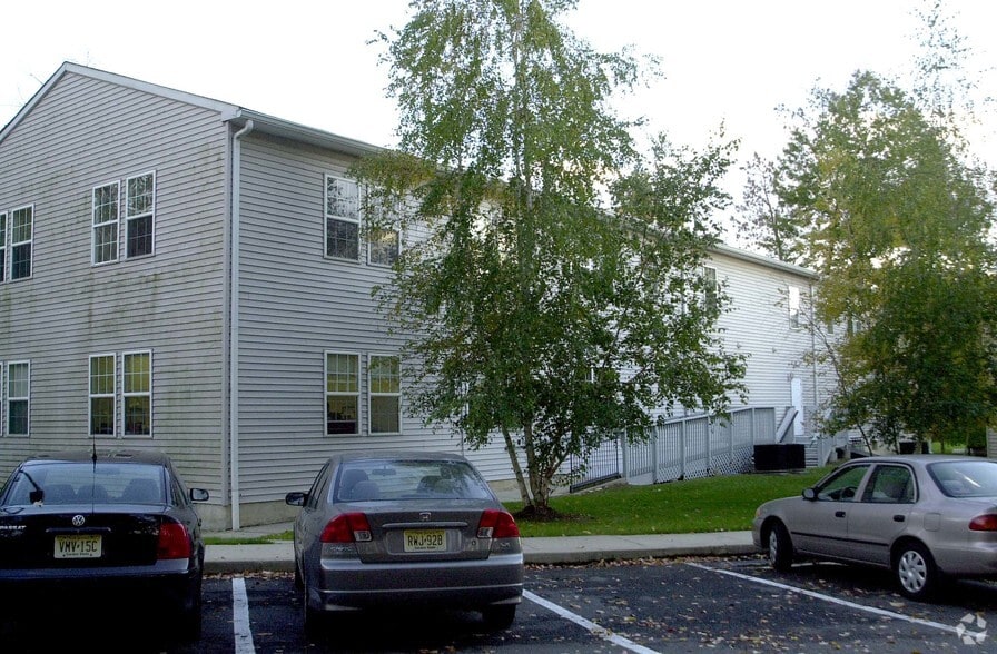 More Photos Of 10 Jefferson Plz, Princeton Office For Sale