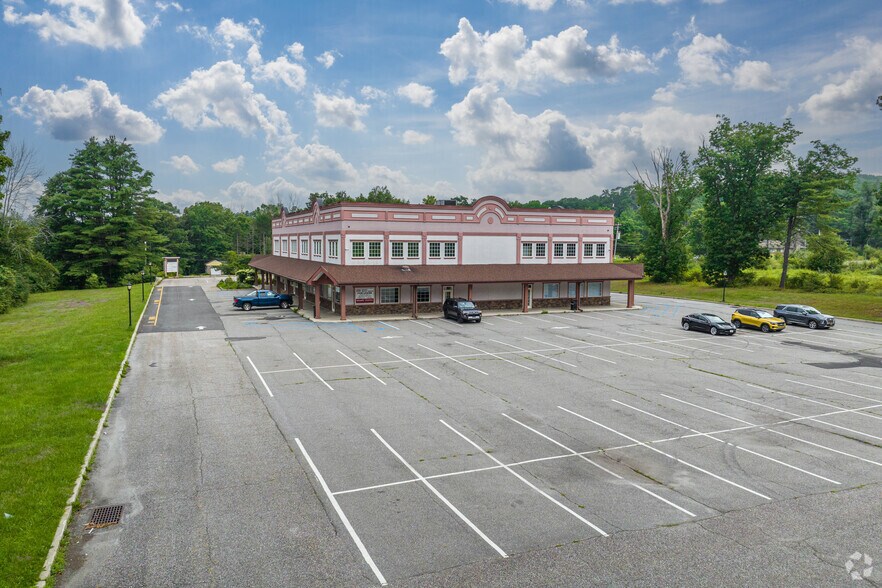 More Photos Of 22 US Highway 6, Port Jervis General Retail For Lease