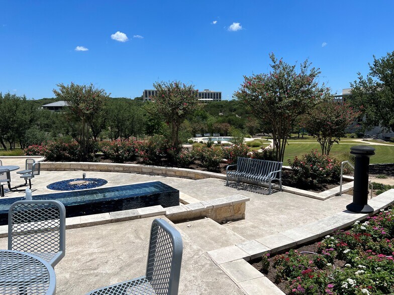 More Photos Of 7710 Rialto Blvd, Austin Medical For Lease