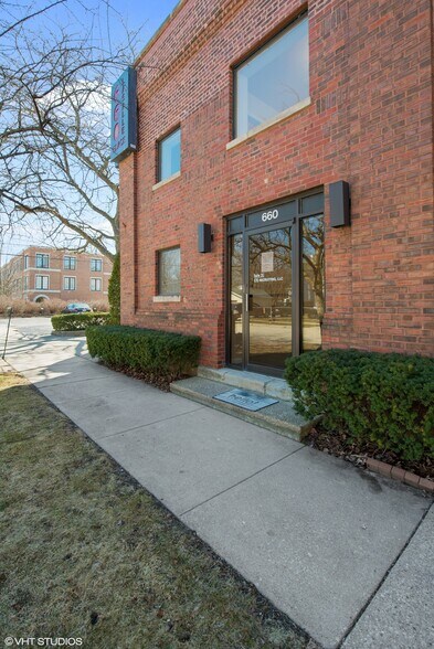 More Photos Of 660 LaSalle Pl, Highland Park Loft Creative Space For Lease