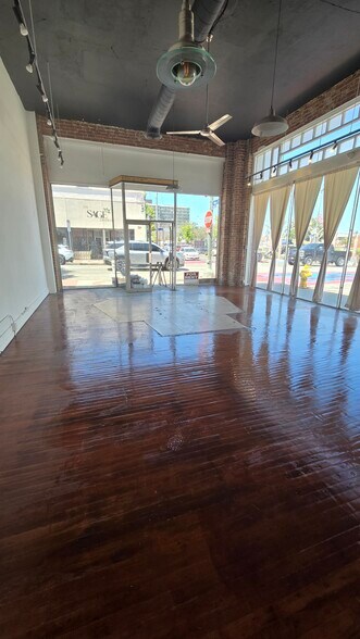 More Photos Of 403-411 W 6th St, San Pedro Storefront Retail Office For Lease