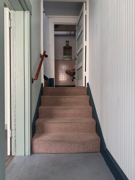 More Photos Of 29 Moss St, San Francisco Warehouse For Sale